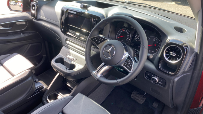 Mercedes-Benz Vito L2 Diesel Rwd 119CDI Select Crew Van 9G-Tronic - Image 3